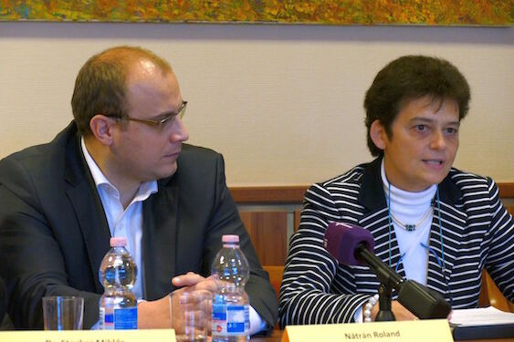 ITTF CEO Judit FARAGO and HTTA President Roland NATRAN announcing Budapest's World Championships Bid